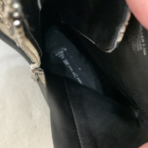 Steven by Steve Madden booties size 7.5 like new - Picture 10 of 12